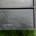 3C0915336A VAG кришка акумулятора (акб) Volkswagen Passat B6 (2005-2010) 3C0915336A