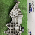 800 грн. кронштейн генератора. оригінал Volkswagen Passat B6 (2005-2010) 03L903143K