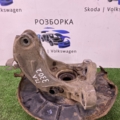 Цапфа передня ліва Volkswagen Passat B6 (2005-2010)