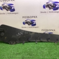 Чёрная обшивка центральной туннеле левая Volkswagen Passat B6 (2005-2010) 3C2863045