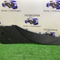 Чёрная обшивка центральной туннеле левая Volkswagen Passat B6 (2005-2010) 3C2863045