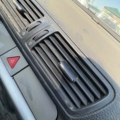 Дифлектор центральний б6 Volkswagen Passat B6 (2005-2010)