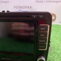 Дисплей багатофункціональний  Volkswagen Passat B6 (2005-2010) 1T0035680F