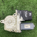 Двигун скло підйомника Volkswagen Passat B6 (2005-2010) 1K0959703P