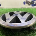 Емблема решітки радіатора  Volkswagen Passat B6 (2005-2010) 5M0853601