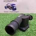 Фланець системи охолодження Volkswagen Passat B6 (2005-2010) 038121132G