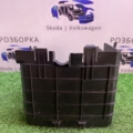 Кожух аккумулятора Volkswagen Passat B6 (2005-2010) 1K0915335C