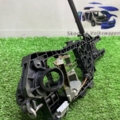 Кронштейн ручки дверей задньої правої Volkswagen Passat B6 (2005-2010) 3C0837886J