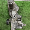 Кронштейн  Volkswagen Passat B6 (2005-2010) 03L903143D