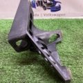 Кронштейн Volkswagen Passat B6 (2005-2010) AG1K0711789G