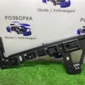 Кронштейн заднього бампера лівий Volkswagen Passat B6 (2005-2010) 3C9807393