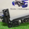 Кронштейн заднього бампера лівий Volkswagen Passat B6 (2005-2010) 3C9807393