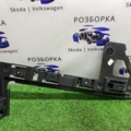 Кронштейн заднього бампера правий Volkswagen Passat B6 (2005-2010) 3C9807394