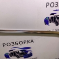 Молдинг скла двері заднього лівого  Volkswagen Passat B6 (2005-2010) 3C9853345