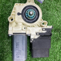 Мотор стеклоподъемника двери задней правой Volkswagen Passat B6 (2005-2010) 993425200