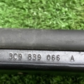 Направляюча скла Volkswagen Passat B6 (2005-2010) 3C9839066A
