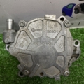 Насос вакуумний Volkswagen Passat B6 (2005-2010) 03L145100F