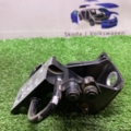 Петля дверей задня права Volkswagen Passat B6 (2005-2010) 3C8833412A