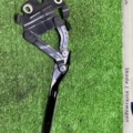 Петля капота ліва Volkswagen Passat B6 (2005-2010) 3C0823301E