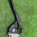 Петля капота ліва Volkswagen Passat B6 (2005-2010) 3C0823301E