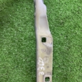 Петля капоту права Volkswagen Passat B6 (2005-2010) 3C0823302D