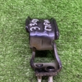 Петля кришки багажника права Volkswagen Passat B6 (2005-2010) 3C9827302D