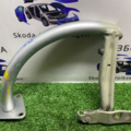 Петля кришки багажника Volkswagen Passat B6 (2005-2010) 3C5827301B