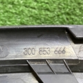 Решітка переднього бампера нижня права Volkswagen Passat B6 (2005-2010) 3C0853666