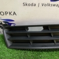 Решітка переднього бампера нижня права Volkswagen Passat B6 (2005-2010) 3C0853666
