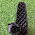 Ручка відкриття капоту  Volkswagen Passat B6 (2005-2010) 3C2823533