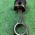 Шатун в зборі 2.0 tdi Volkswagen Passat B6 (2005-2010) 038105401J