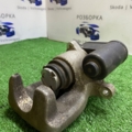 Супорт задній правий  Volkswagen Passat B6 (2005-2010) 3C0615404E