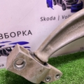 Важіль передньої підвіски нижній правий Volkswagen Passat B6 (2005-2010) 3C0407153B