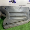 Захист днища задній правий Volkswagen Passat B6 (2005-2010) 3C0825216B