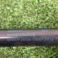Амортизатор крышки багажника volkswagen passat b6 універсал Volkswagen Passat B6 3C9827550A01S