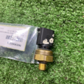 Датчик тиску палива в рейці VW PASSAT B6 05-10 Volkswagen Passat B6 06E906051E