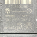 Двигун склопідіймача двері передньої, правої Volkswagen Passat B6 1K0959792L