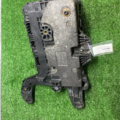 Крепление (подставка) аккумулятора (АКБ) Volkswagen PASSAT B6 1K0915333H
