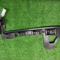 Кронштейн бампера заднего левый Volkswagen Passat B6 3C9807393