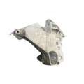 Кронштейн двигуна правий Volkswagen Passat B6 06F199207H