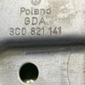 Кронштейн крила передній лівий Volkswagen Passat B6 3C0821141