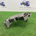 Кронштейн опори двигуна правий Volkswagen Passat B6 03G199207E