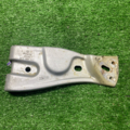 Кронштейн переднего правого крыла Volkswagen Passat B6 3C0821142