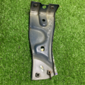 Кронштейн переднего правого крыла Volkswagen Passat B6 3C0821142
