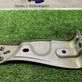 Кронштейн переднего правого крыла Volkswagen PASSAT B6 3C0821142