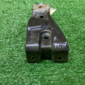Кронштейн переднего правого крыла Volkswagen Passat B6 3C0821142