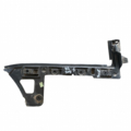 Кронштейн заднього бампера правий Volkswagen Passat B6 3C9807394