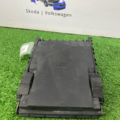 Крышка блока предохранителей Volkswagen Passat B6 1K0937132F