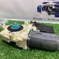 Мотор стеклоподъемника двери задней правой Volkswagen Passat B6 1K0959704P