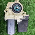 Мотор стеклоподъемника двери задней правой Volkswagen Passat B6 1K0959704P
